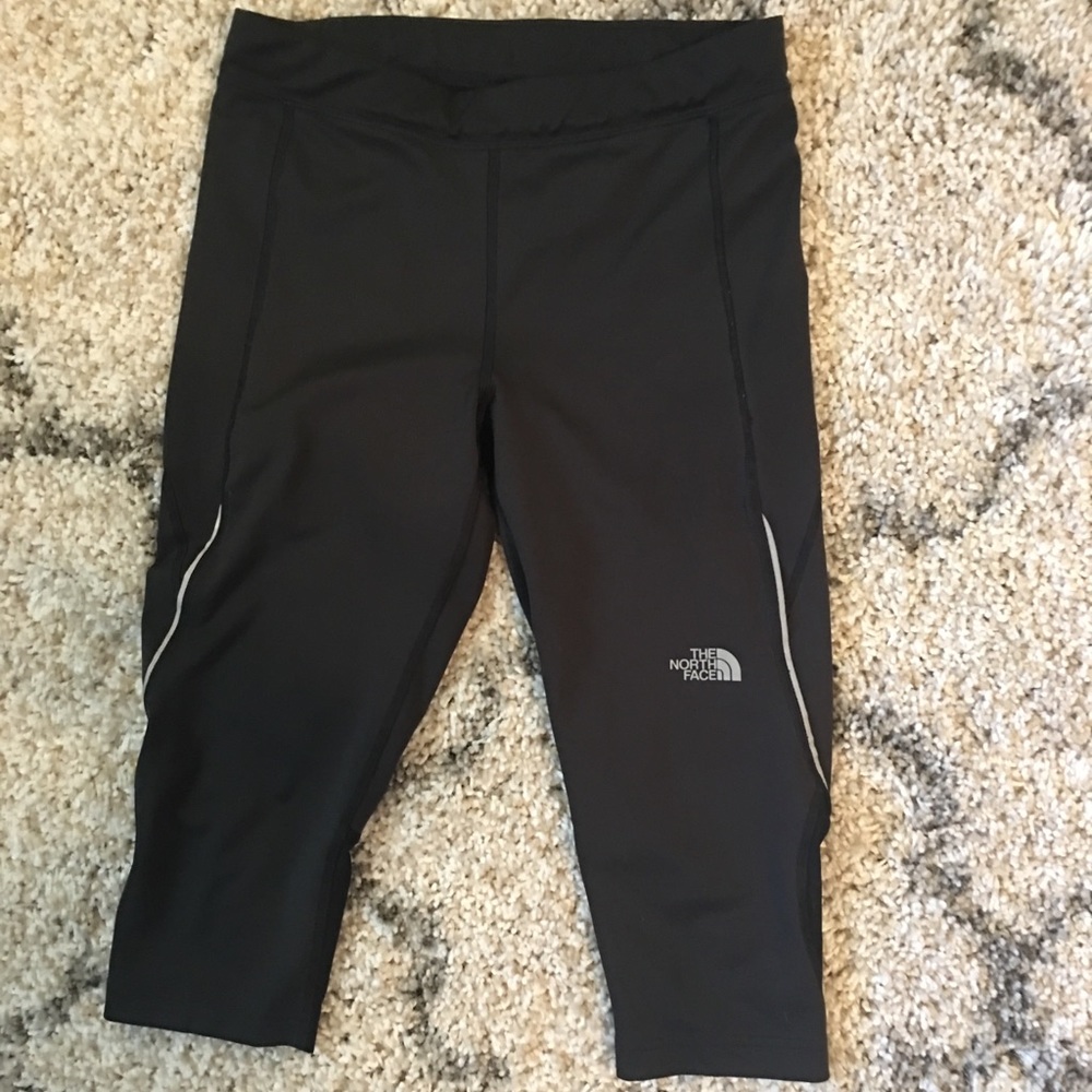 😻😻 Like new North Face workout pants 😻😻